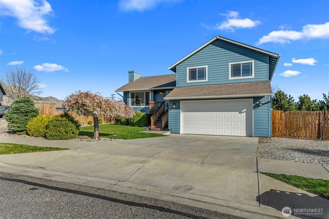 2063 Lasso Drive, Wenatchee, WA 98801