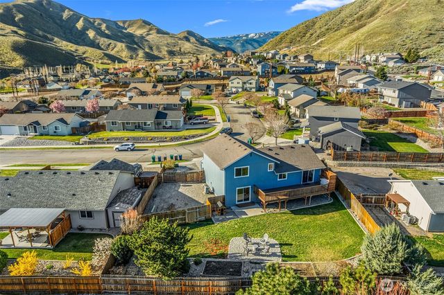 2063 Lasso Drive, Wenatchee, WA 98801