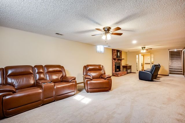 1547 N Caddy Ln, Wichita, KS 67212