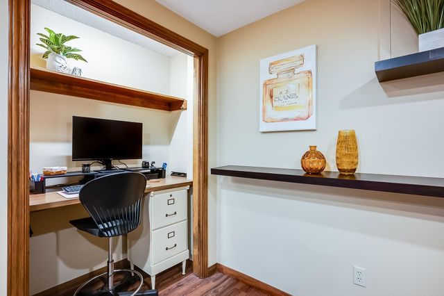 1547 N Caddy Ln, Wichita, KS 67212