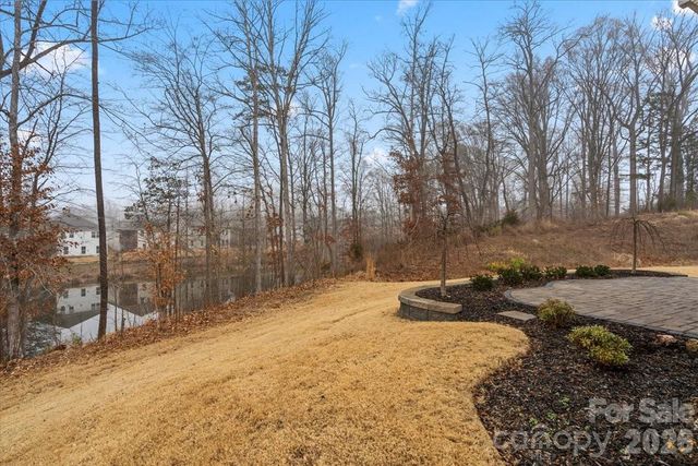 7006 Cornwallis Court, Iron Station, NC 28080