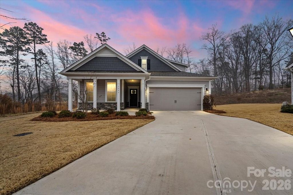 7006 Cornwallis Court, Iron Station, NC 28080