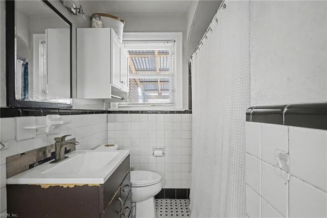 4408 Winchester DR, Portsmouth, VA 23707