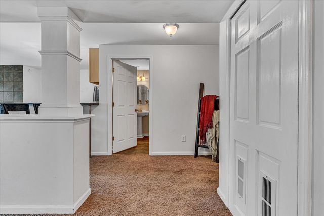 525 Scarlet DR, Daleville, VA 24083