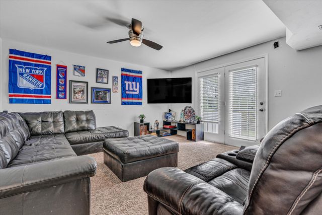 525 Scarlet DR, Daleville, VA 24083