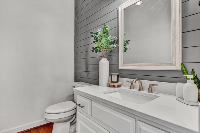 525 Scarlet DR, Daleville, VA 24083