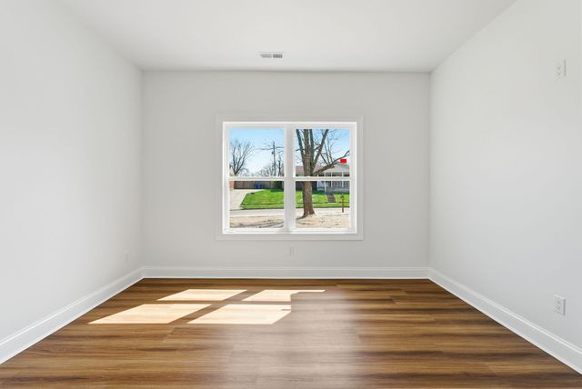 1269 Golden Gate Park, Lexington, KY 40517