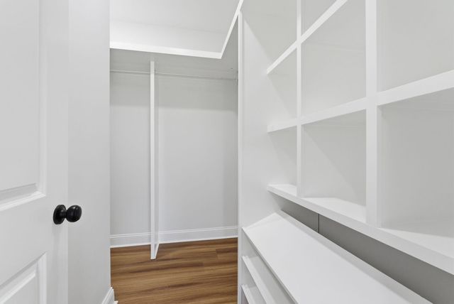 1269 Golden Gate Park, Lexington, KY 40517