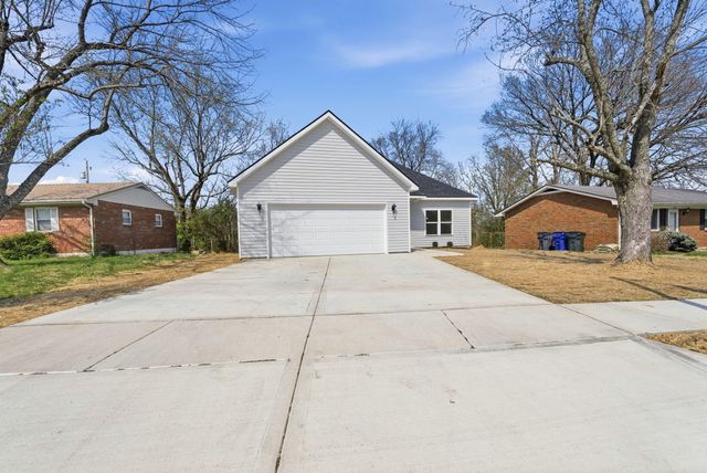 1269 Golden Gate Park, Lexington, KY 40517