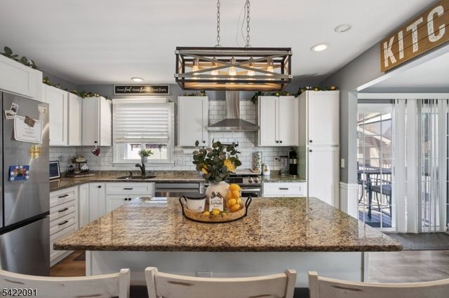 78 Johnson St, Woodbridge Twp., NJ 08863