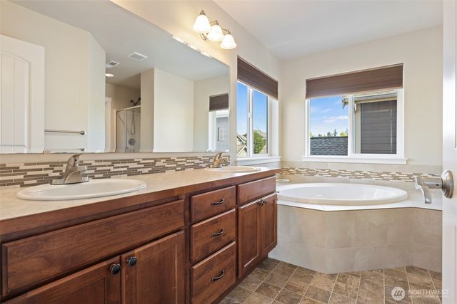 2317 43rd Avenue SE, Puyallup, WA 98374