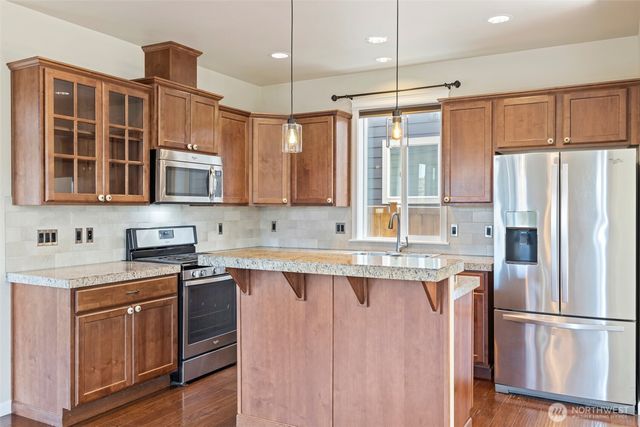 2317 43rd Avenue SE, Puyallup, WA 98374