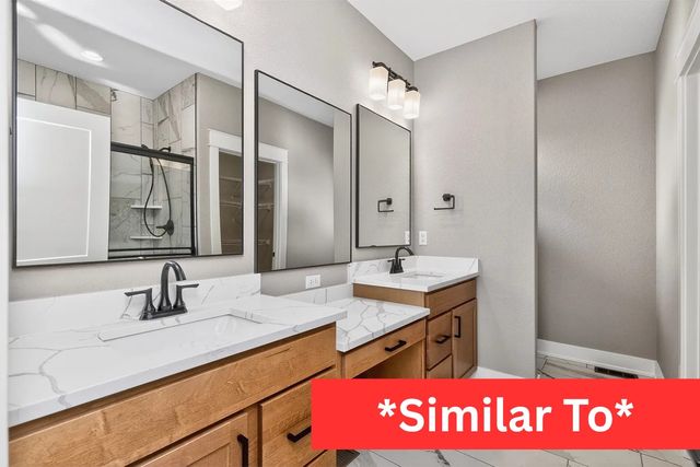 610 NE Doe Pointe Drive, Ankeny, IA 50021