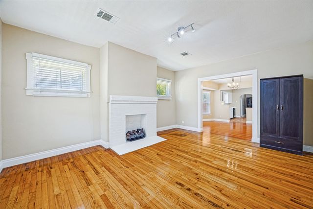 501 W Texas Street, Denison, TX 75020