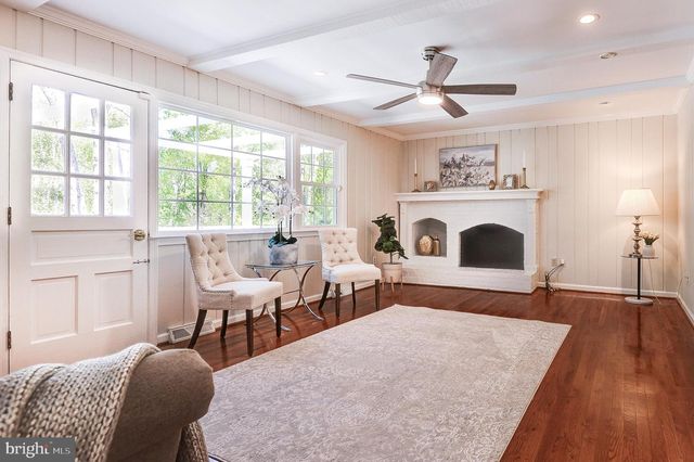 1813 HORSEBACK TRL, Vienna, VA 22182