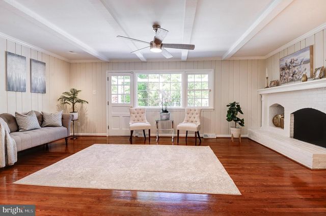 1813 HORSEBACK TRL, Vienna, VA 22182