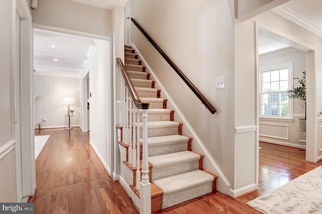 1813 HORSEBACK TRL, Vienna, VA 22182