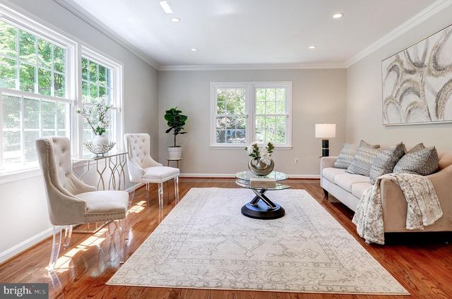 1813 HORSEBACK TRL, Vienna, VA 22182
