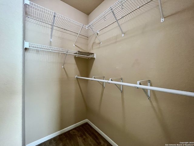 5117 Black Horse, Schertz, TX 78108