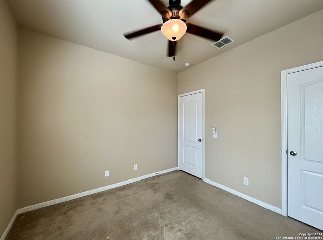 5117 Black Horse, Schertz, TX 78108