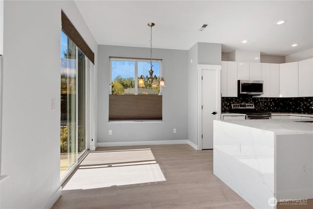 21501 104th Street Ct E, Bonney Lake, WA 98391