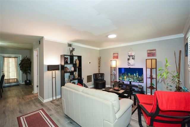 1422 Springleaf Circle SE, Smyrna, GA 30080