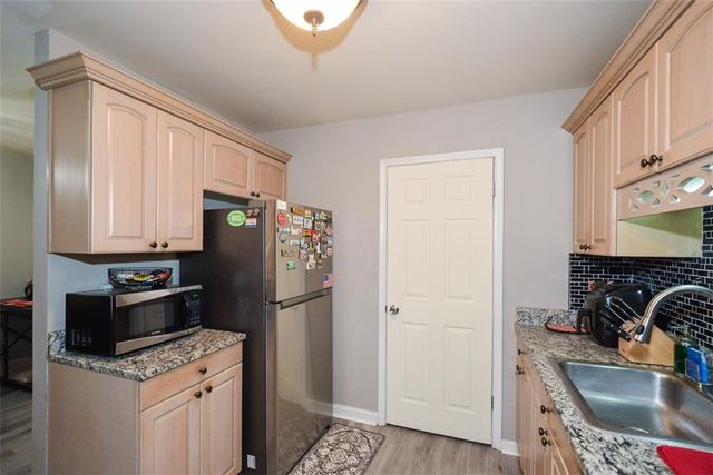 1422 Springleaf Circle SE, Smyrna, GA 30080