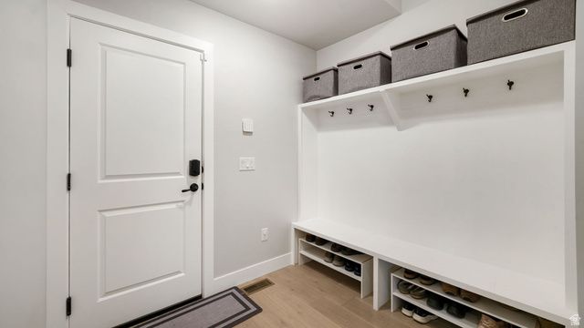 6628 W EARLIGRANDE WAY, West Jordan, UT 84081