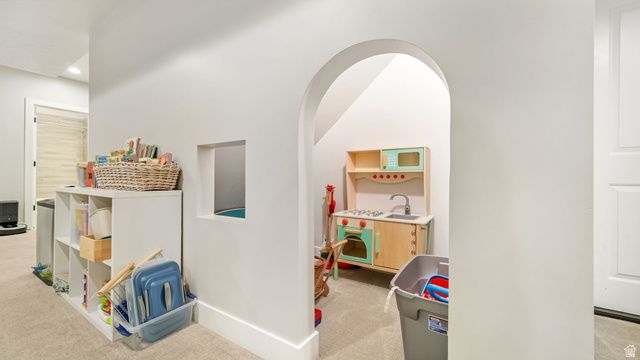 6628 W EARLIGRANDE WAY, West Jordan, UT 84081