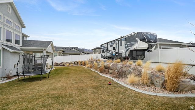 6628 W EARLIGRANDE WAY, West Jordan, UT 84081