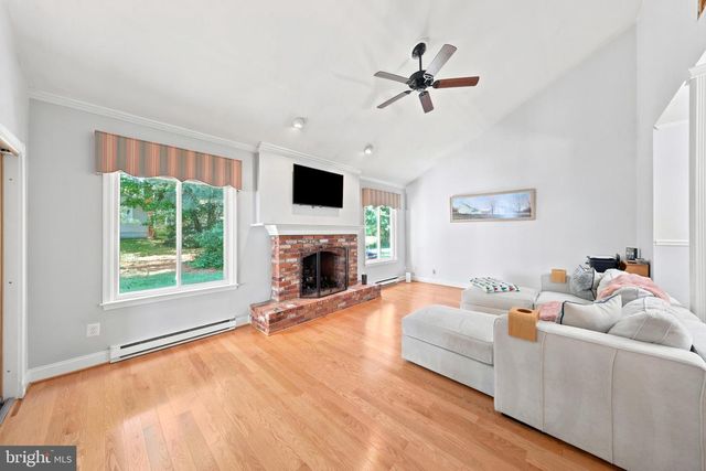 9 STONYBROOK CT, Medford, NJ 08055