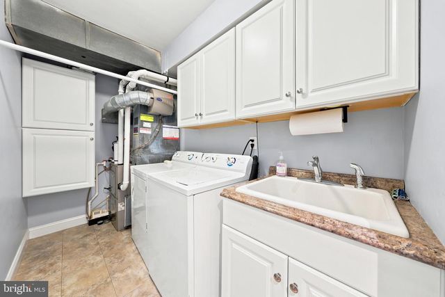 9 STONYBROOK CT, Medford, NJ 08055