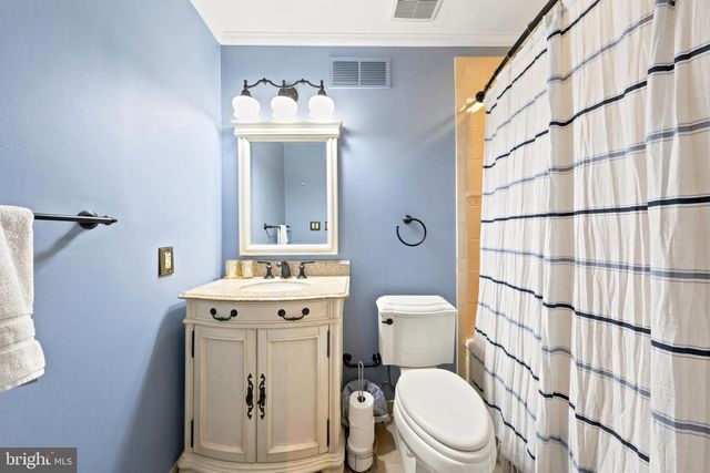 9 STONYBROOK CT, Medford, NJ 08055