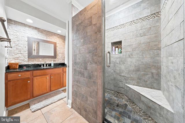 9 STONYBROOK CT, Medford, NJ 08055
