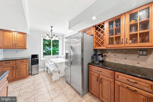 9 STONYBROOK CT, Medford, NJ 08055