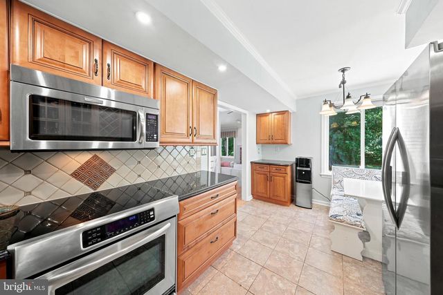 9 STONYBROOK CT, Medford, NJ 08055