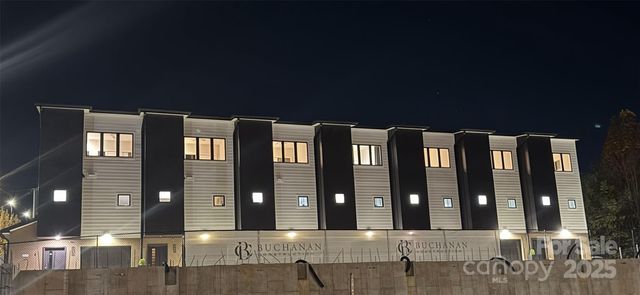 3 Lee Garden Lane 104, Asheville, NC 28801