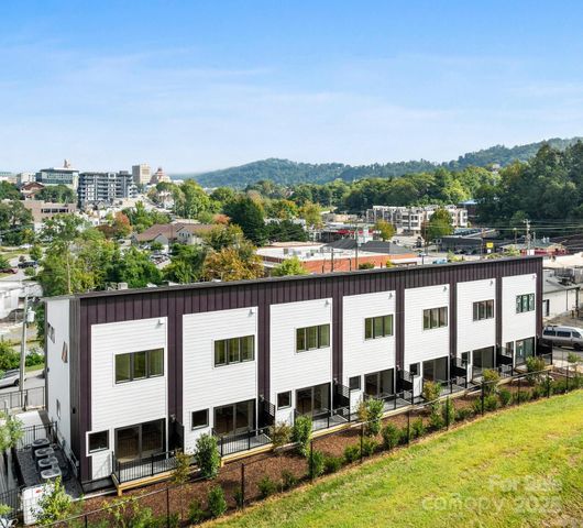 3 Lee Garden Lane 104, Asheville, NC 28801