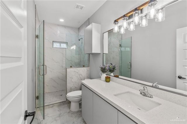 900 Hidden Hills Street, Mission, TX 78572