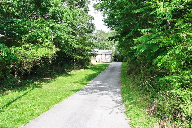2464 McMinnville Hwy, Sparta, TN 38583