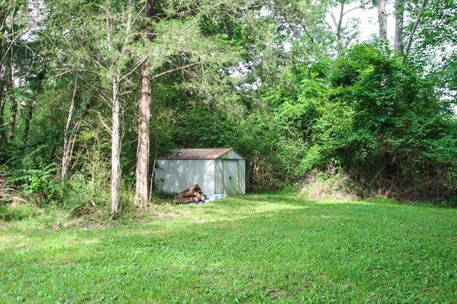 2464 McMinnville Hwy, Sparta, TN 38583