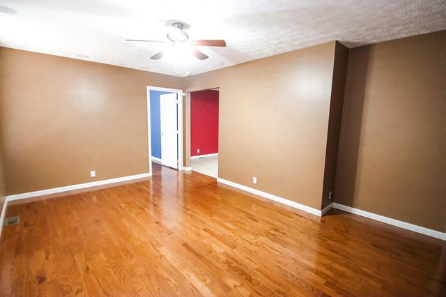 2464 McMinnville Hwy, Sparta, TN 38583