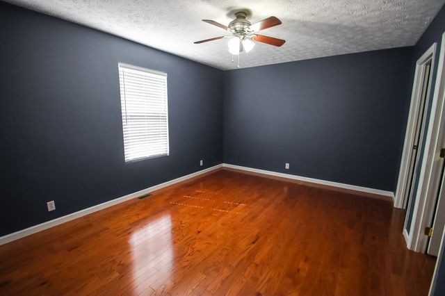 2464 McMinnville Hwy, Sparta, TN 38583