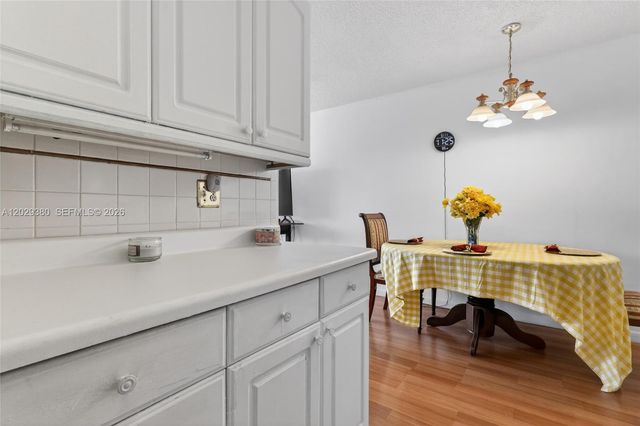 820 SW 11th Avenue 15B, Hallandale Beach, FL 33009