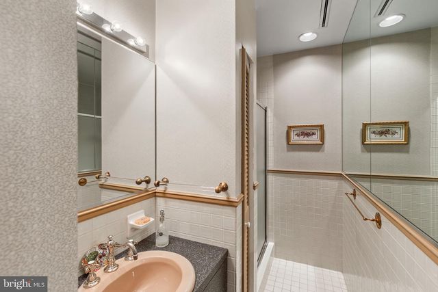250 PRINCE GEORGE ST, Annapolis, MD 21401