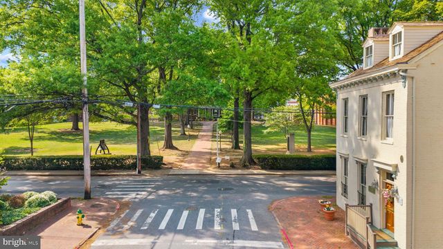 250 PRINCE GEORGE ST, Annapolis, MD 21401