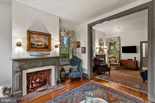 250 PRINCE GEORGE ST, Annapolis, MD 21401