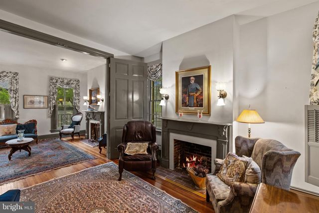 250 PRINCE GEORGE ST, Annapolis, MD 21401