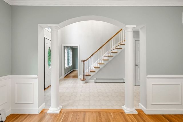 6 Old Harry Rd, Southborough, MA 01772