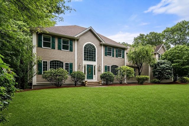 6 Old Harry Rd, Southborough, MA 01772